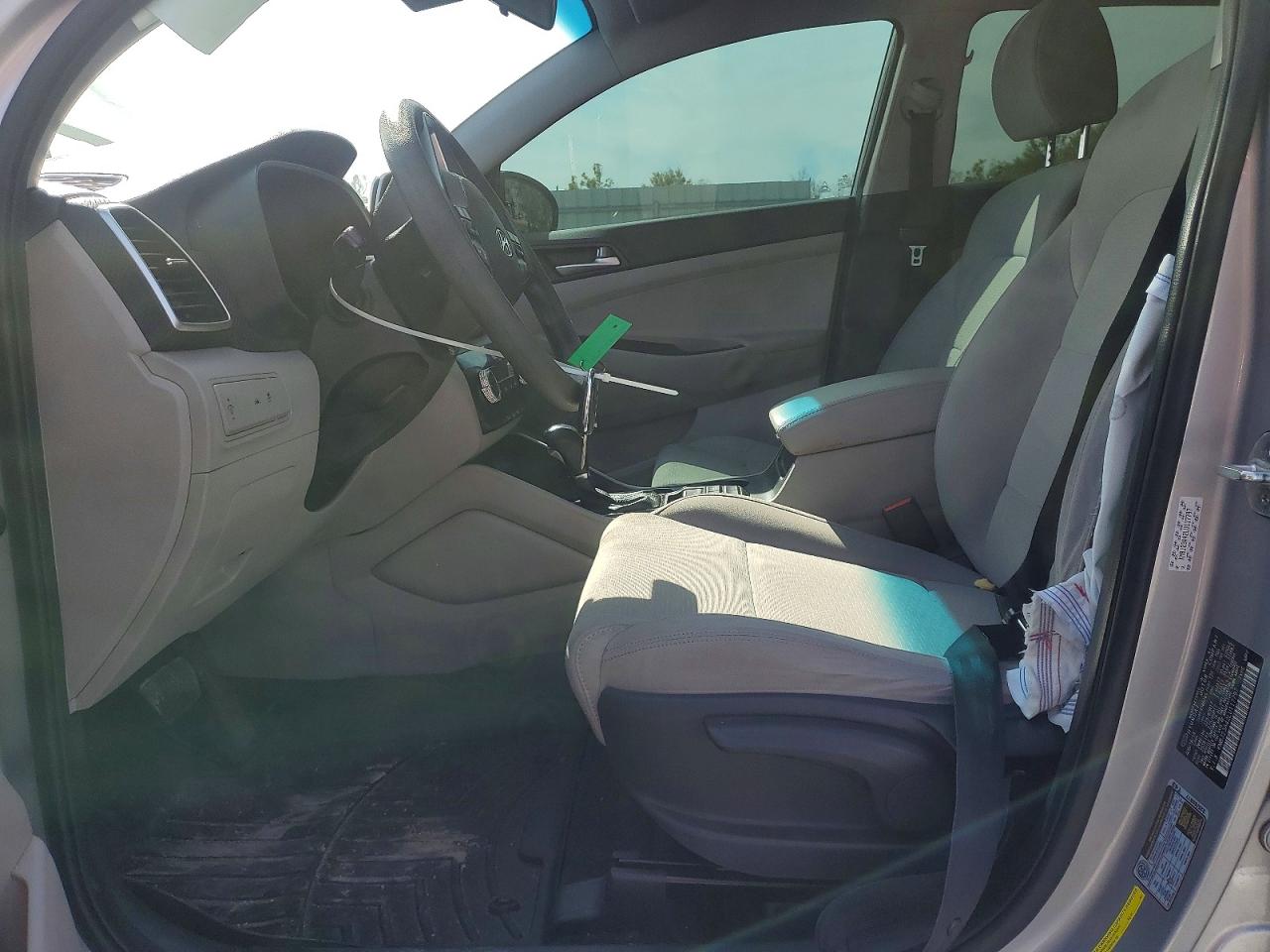 2020 HYUNDAI TUCSON SE photo 7