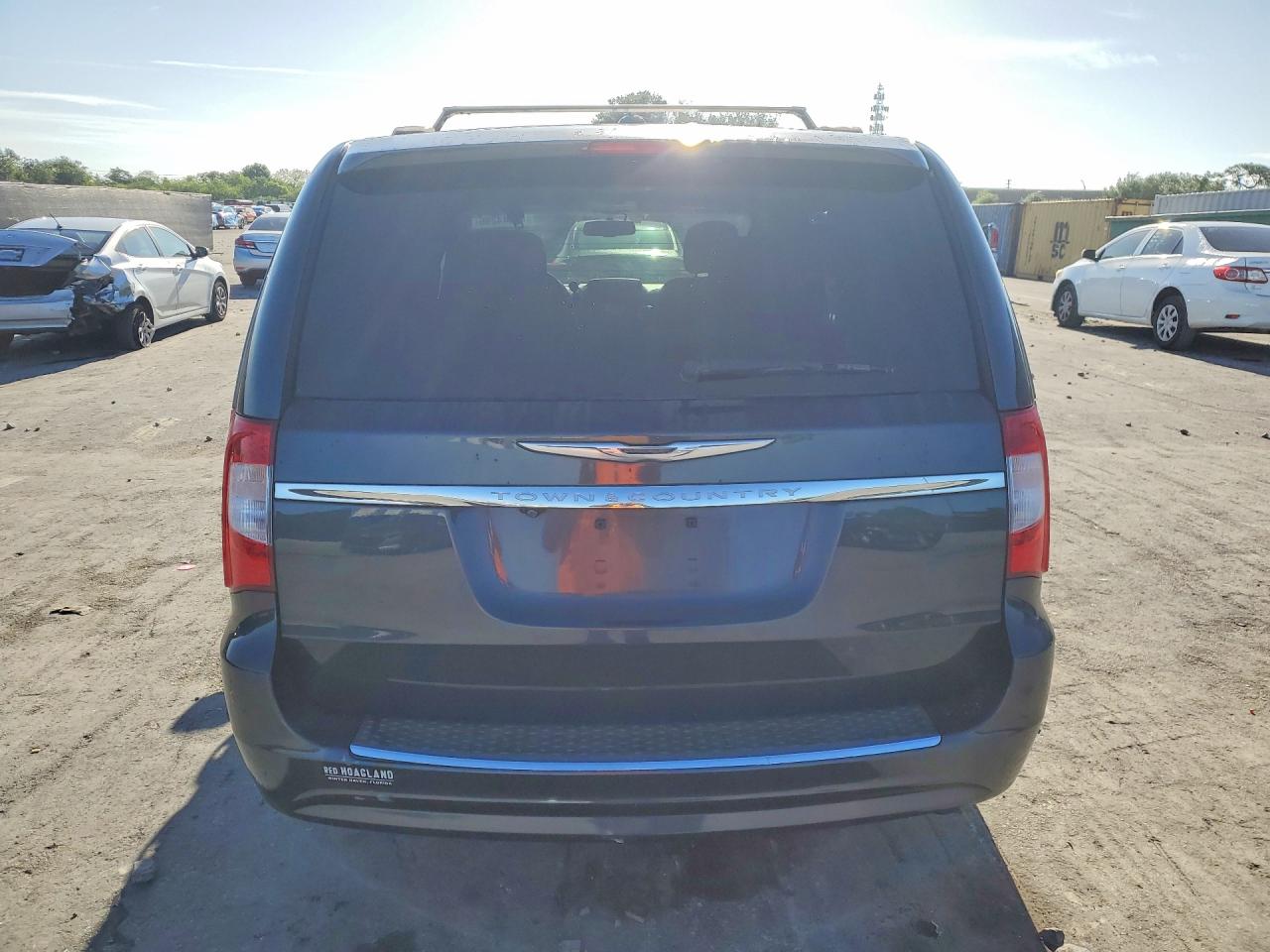 2013 CHRYSLER TOWN & COUNTRY TOURING photo 11