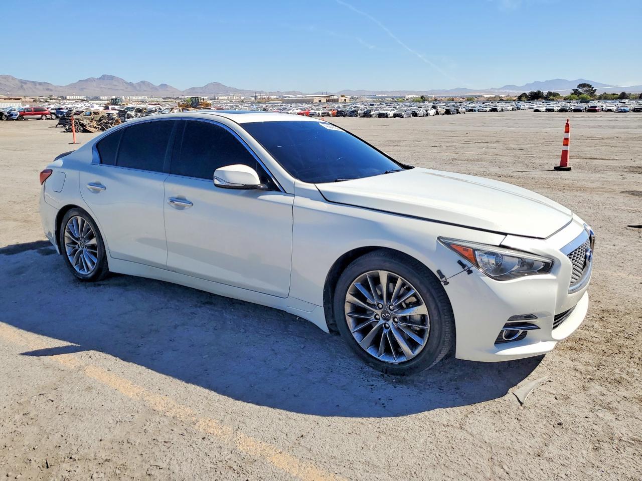2018 INFINITI Q50 3.0T LUXE photo 7