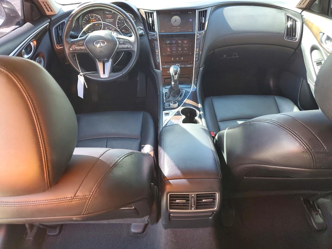 2018 INFINITI Q50 3.0T LUXE photo 15