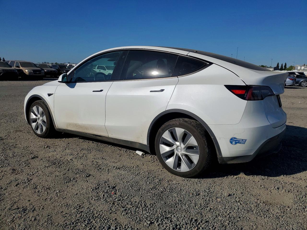 2021 TESLA MODEL Y photo 3