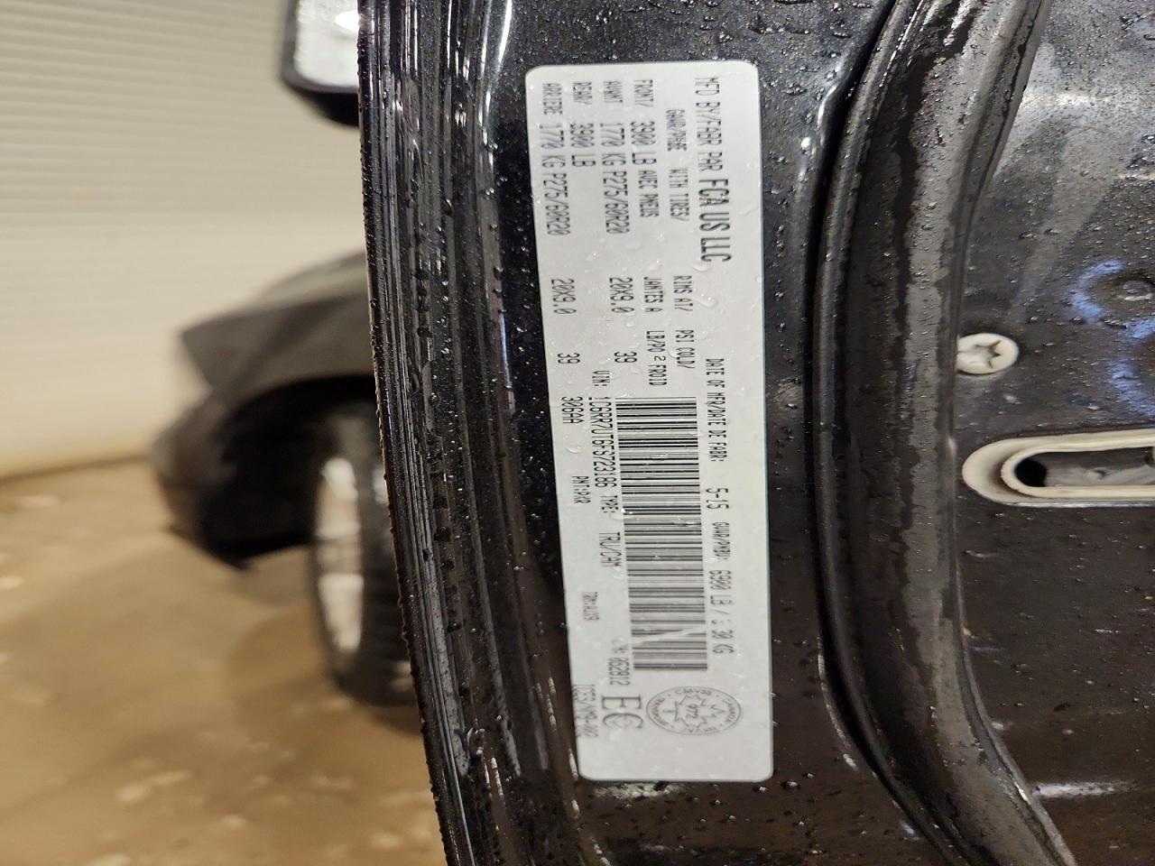 2015 RAM 1500 SPORT photo 13