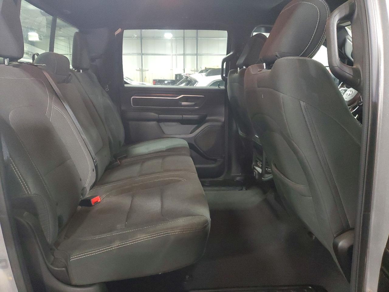 2019 RAM 1500 BIG HORN photo 19