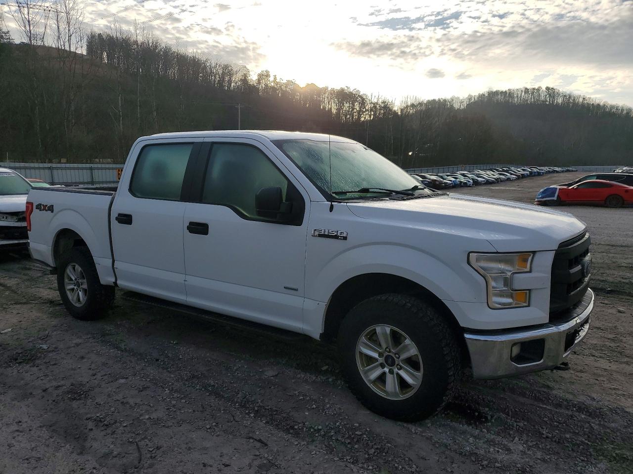 2015 FORD F150 SUPERCREW photo 4