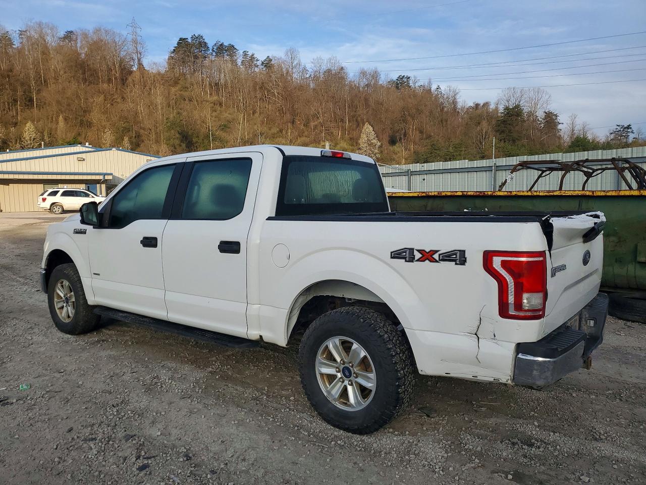 2015 FORD F150 SUPERCREW photo 2