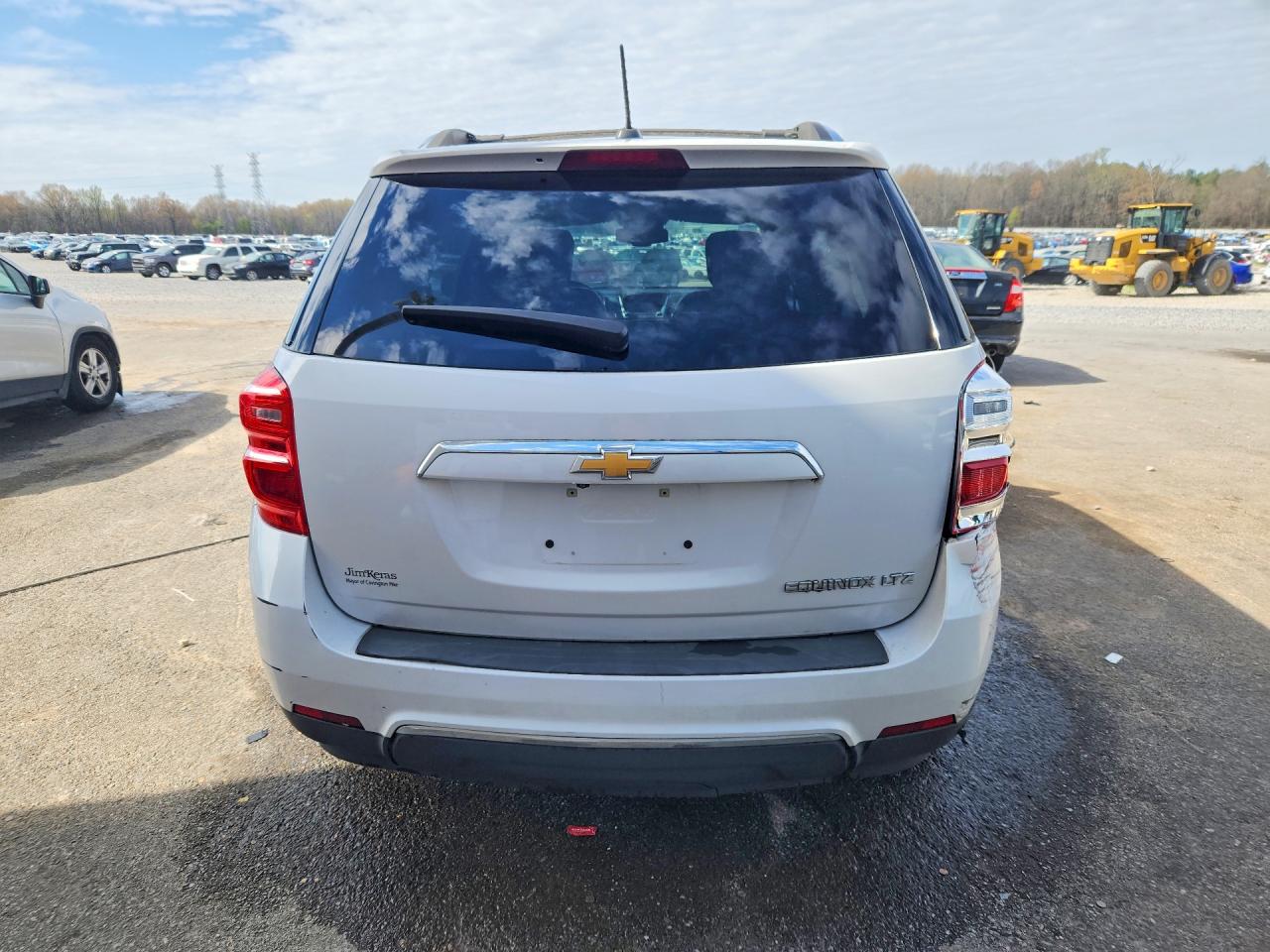 2016 CHEVROLET EQUINOX LTZ photo 11