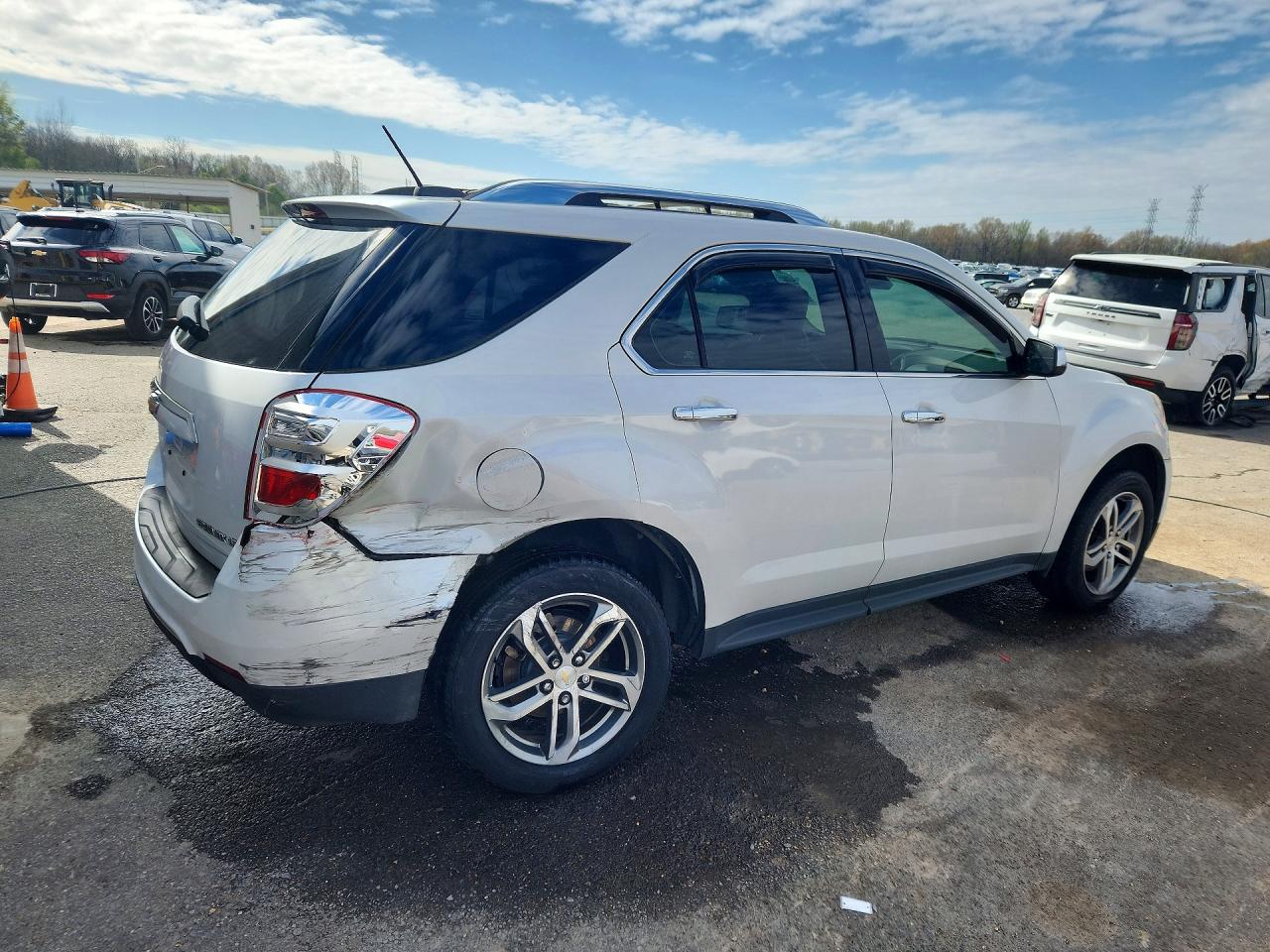 2016 CHEVROLET EQUINOX LTZ photo 5