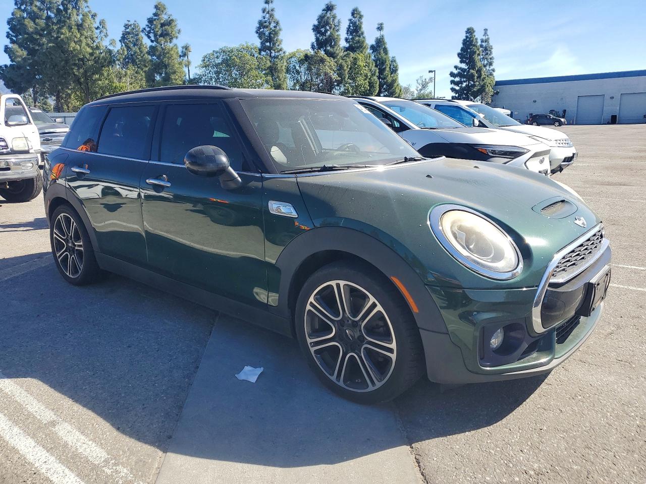 2016 MINI COOPER S CLUBMAN photo 4