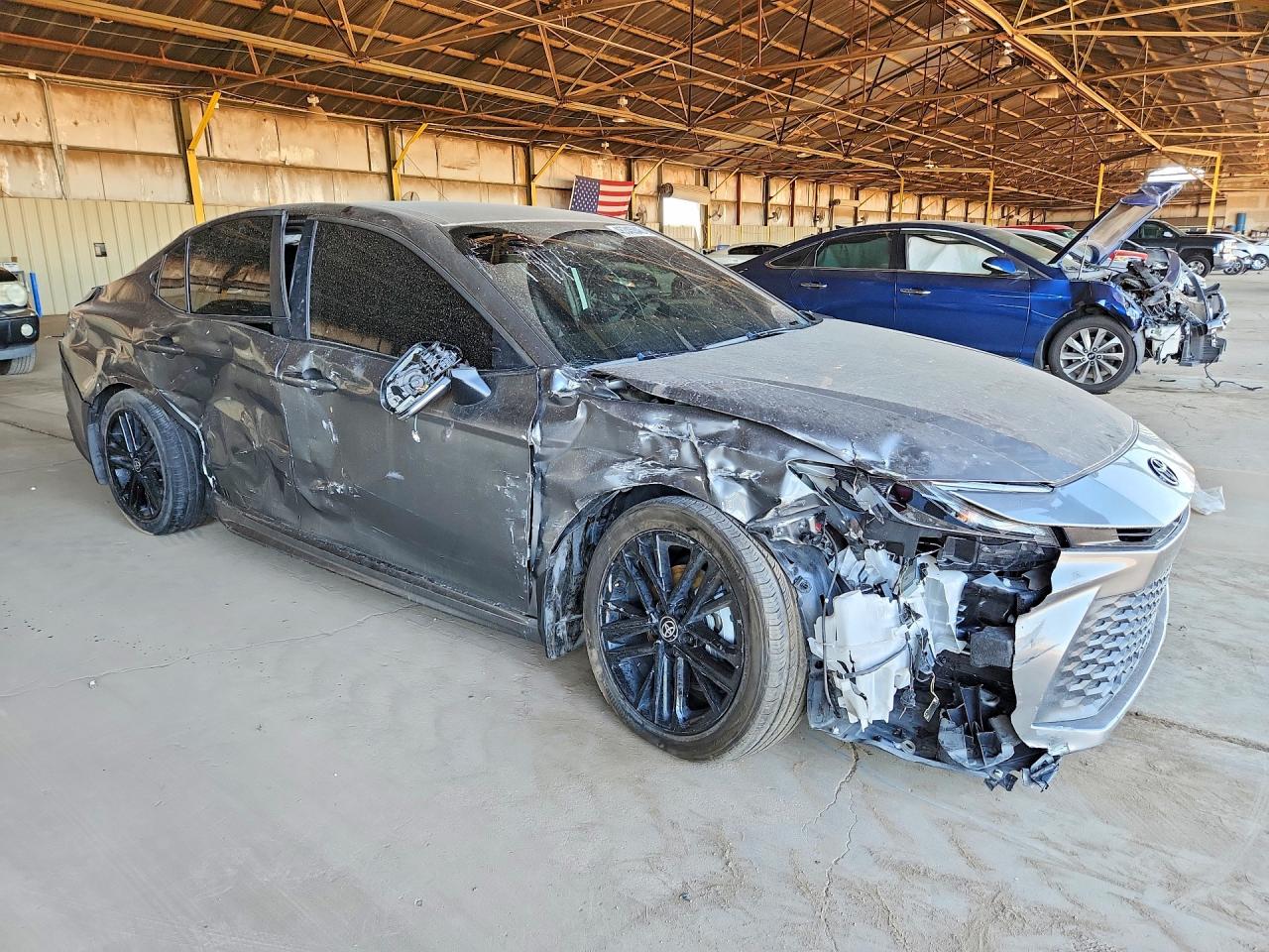 2025 TOYOTA CAMRY SE photo 7