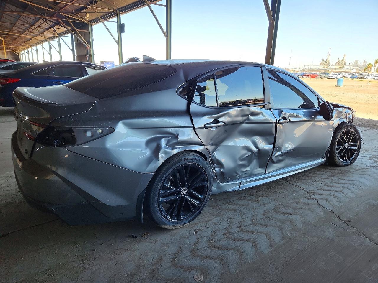 2025 TOYOTA CAMRY SE photo 5