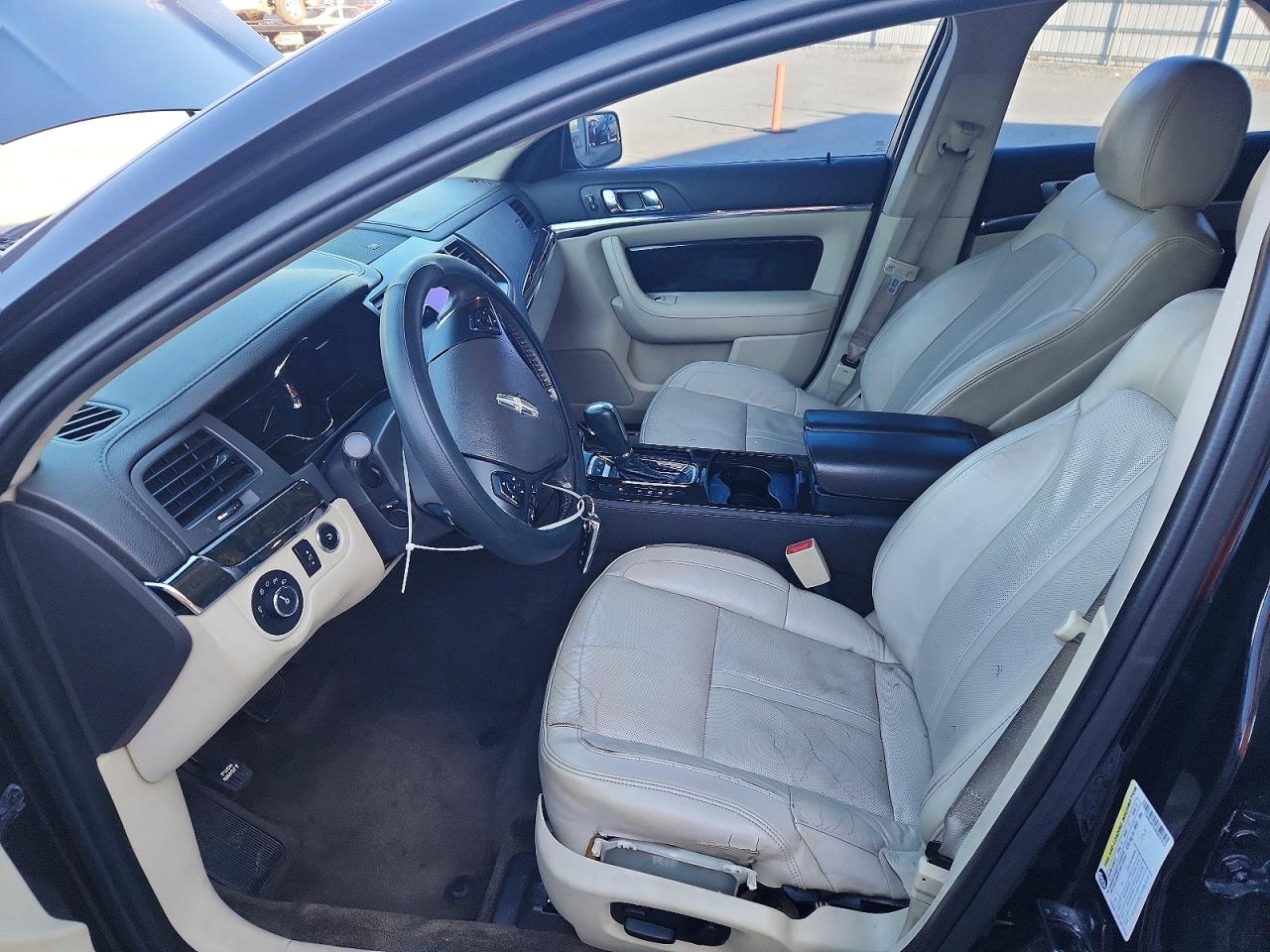 2013 LINCOLN MKS photo 13