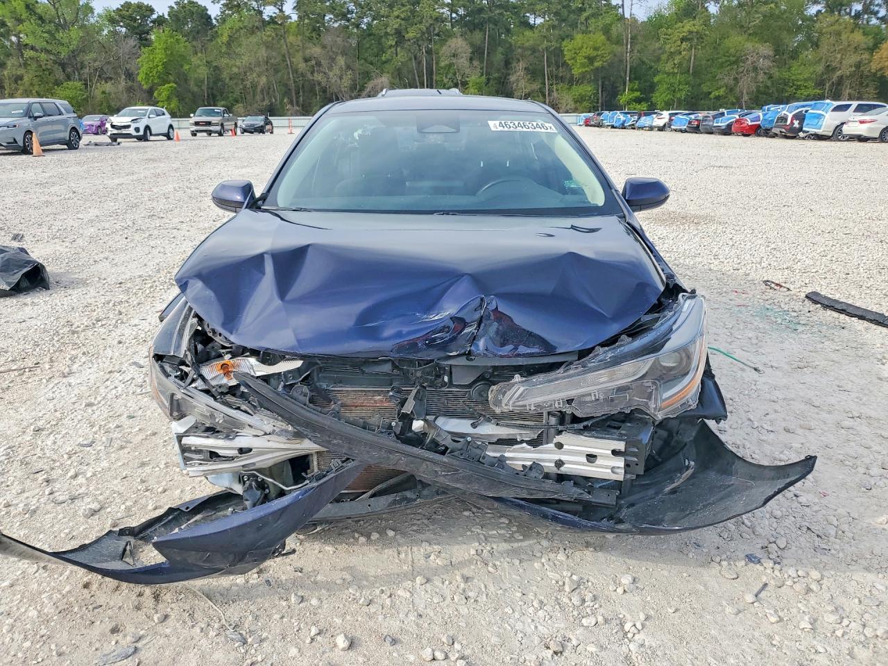 2025 TOYOTA COROLLA LE photo 5