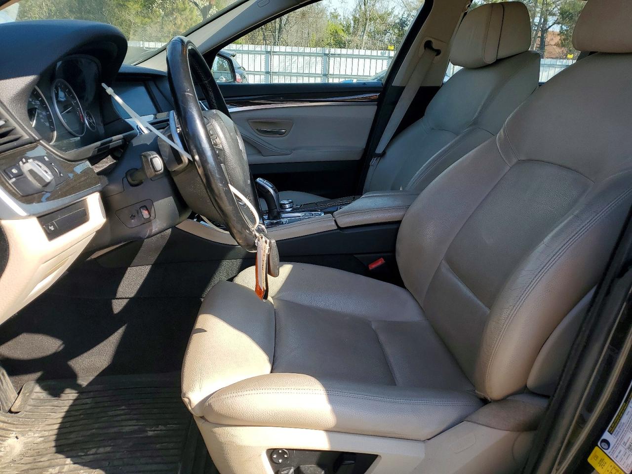 2011 BMW 550 I photo 13