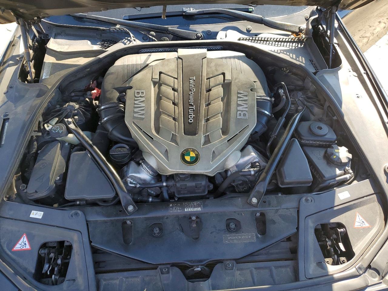 2011 BMW 550 I photo 21