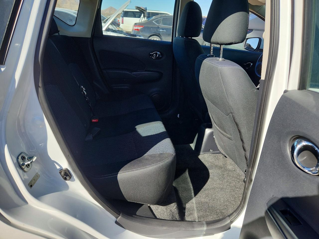 2016 NISSAN VERSA NOTE SV photo 10