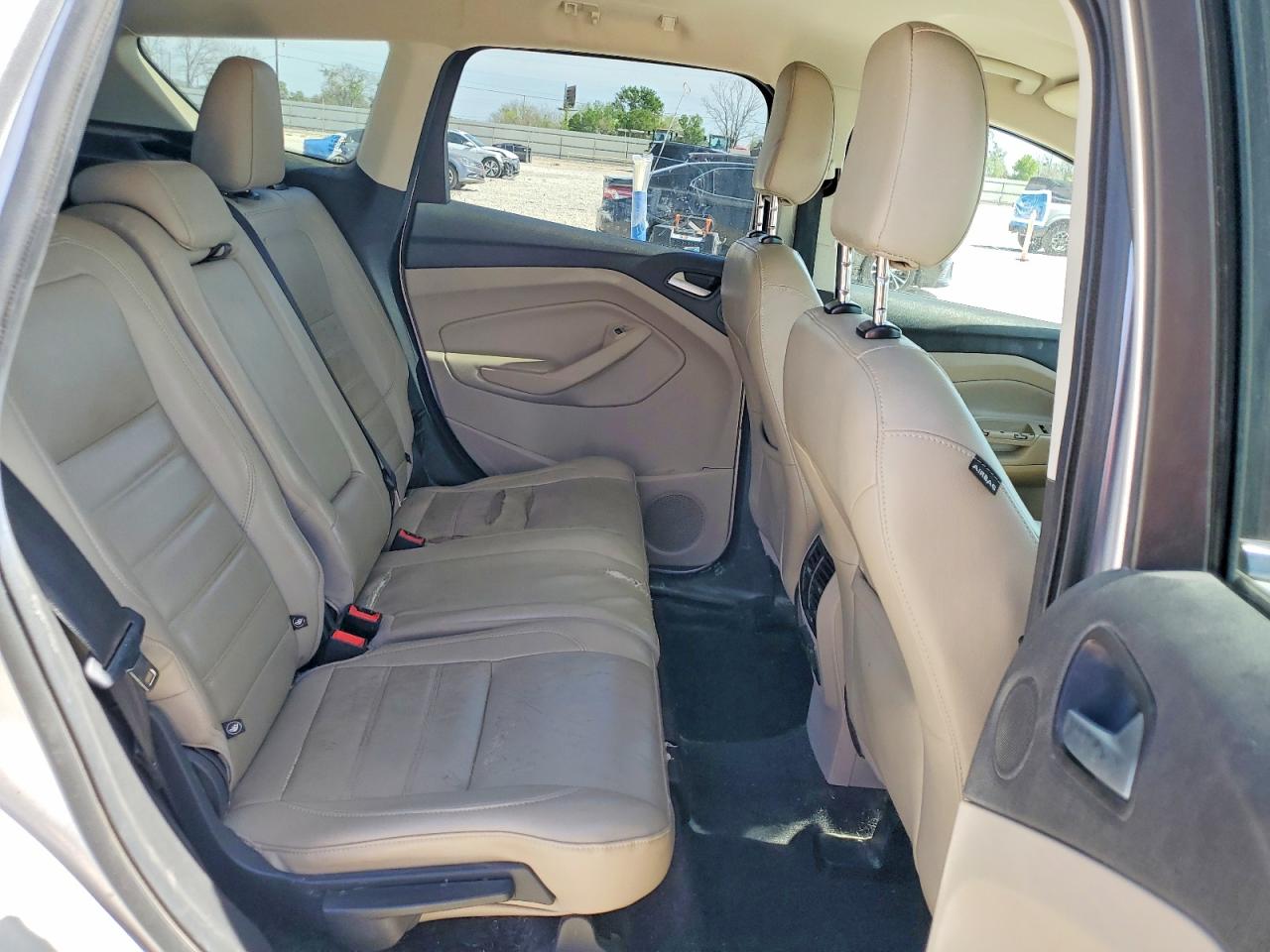 2019 FORD ESCAPE TITANIUM photo 19