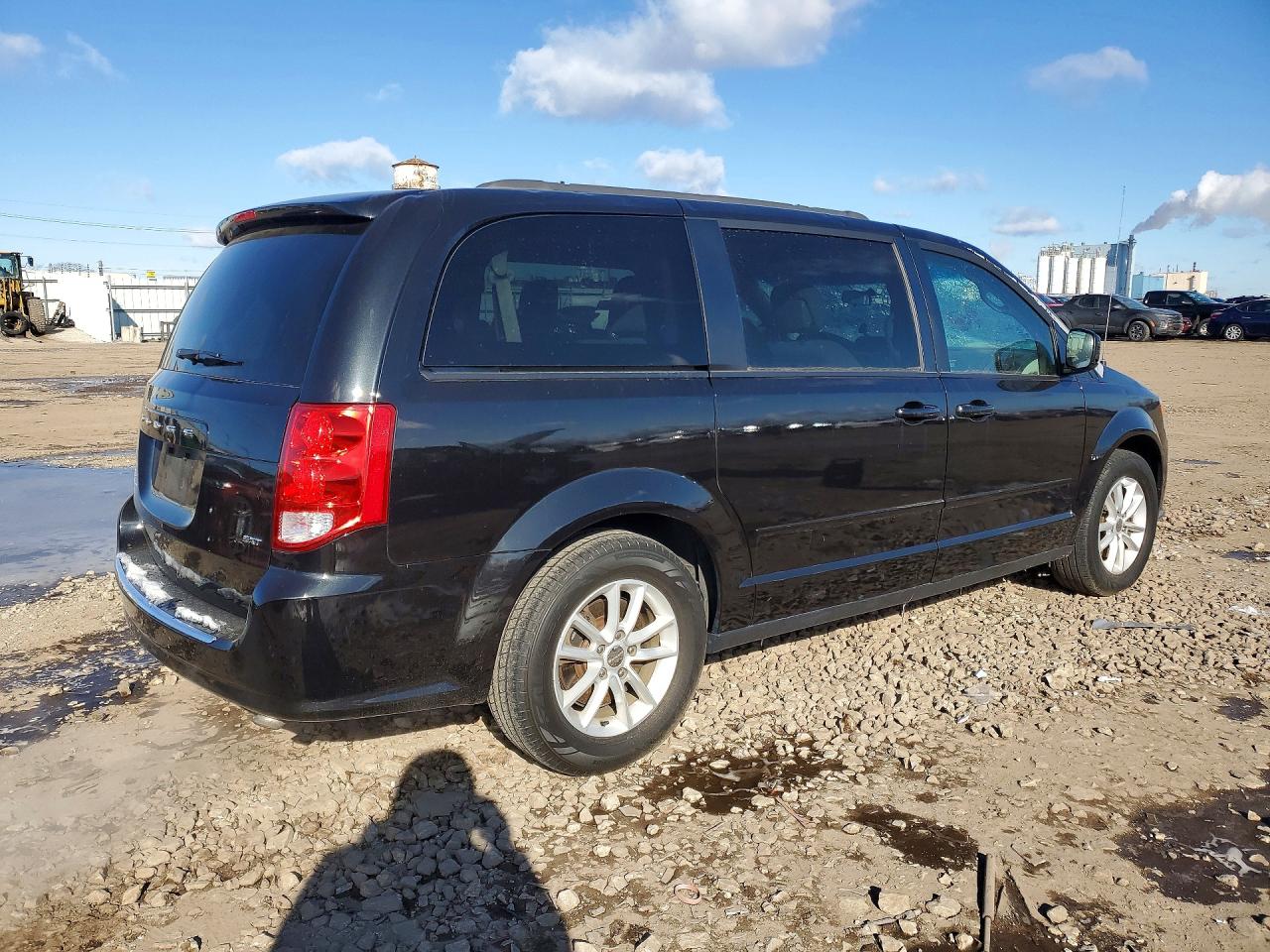 2015 DODGE GRAND CARAVAN SXT photo 3