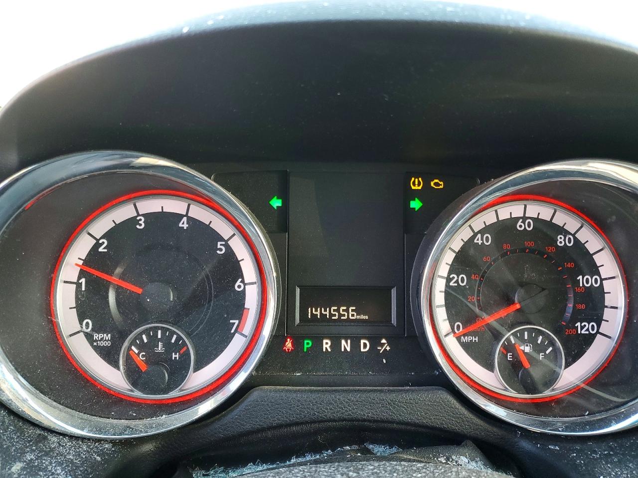 2015 DODGE GRAND CARAVAN SXT photo 9