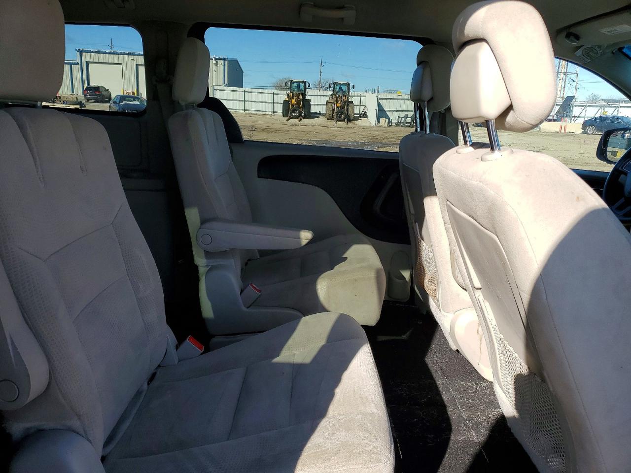 2015 DODGE GRAND CARAVAN SXT photo 11