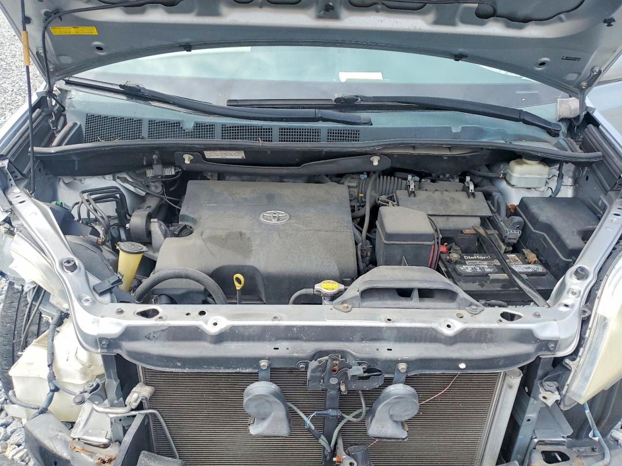 2014 TOYOTA SIENNA XLE 8-PASSENGER photo 23