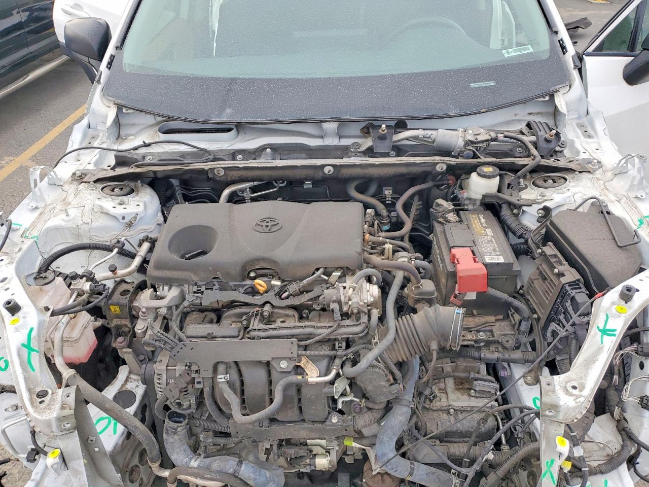 2022 TOYOTA RAV4 LE photo 12