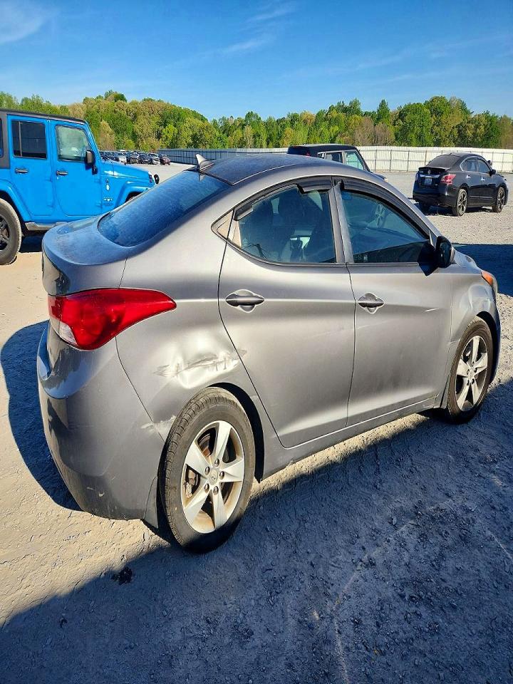 2013 HYUNDAI ELANTRA GLS photo 7