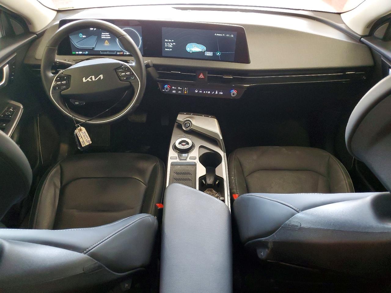 2024 KIA EV6 WIND photo 8