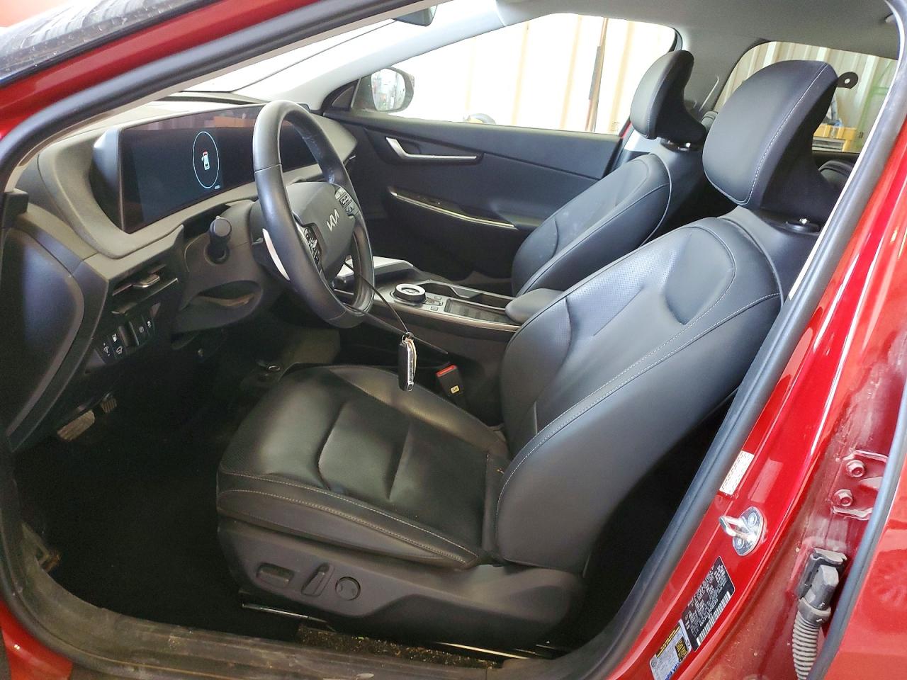 2024 KIA EV6 WIND photo 7