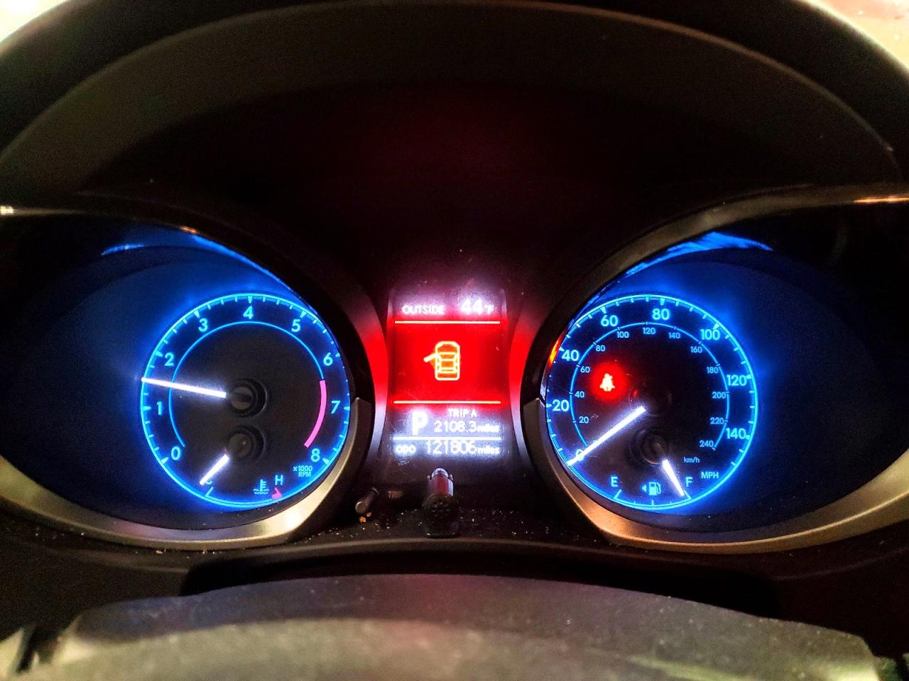 2015 TOYOTA COROLLA S PLUS photo 25