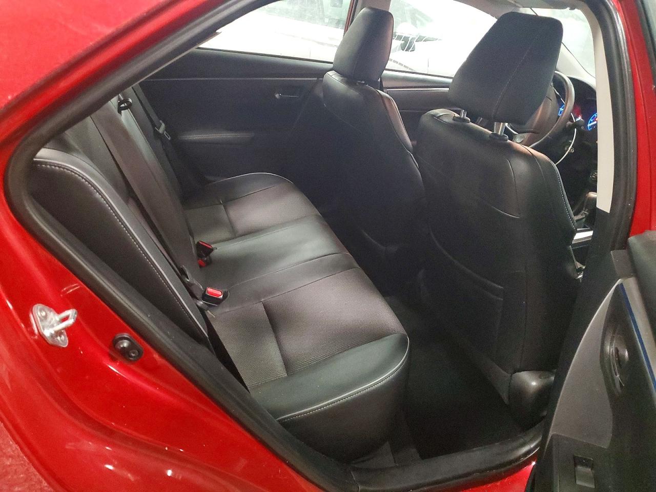 2015 TOYOTA COROLLA S PLUS photo 28