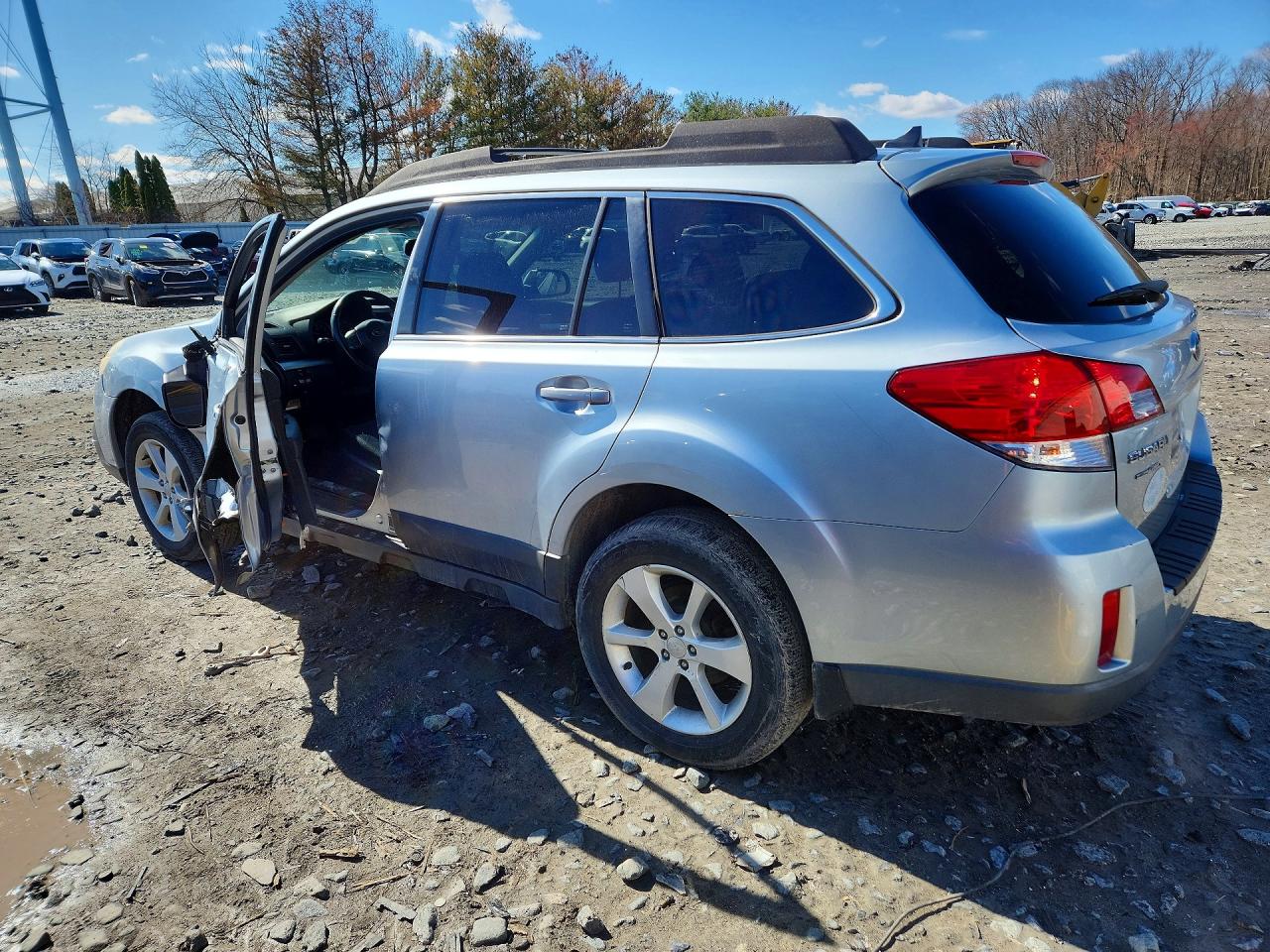 2014 SUBARU OUTBACK 2.5I PREMIUM photo 3