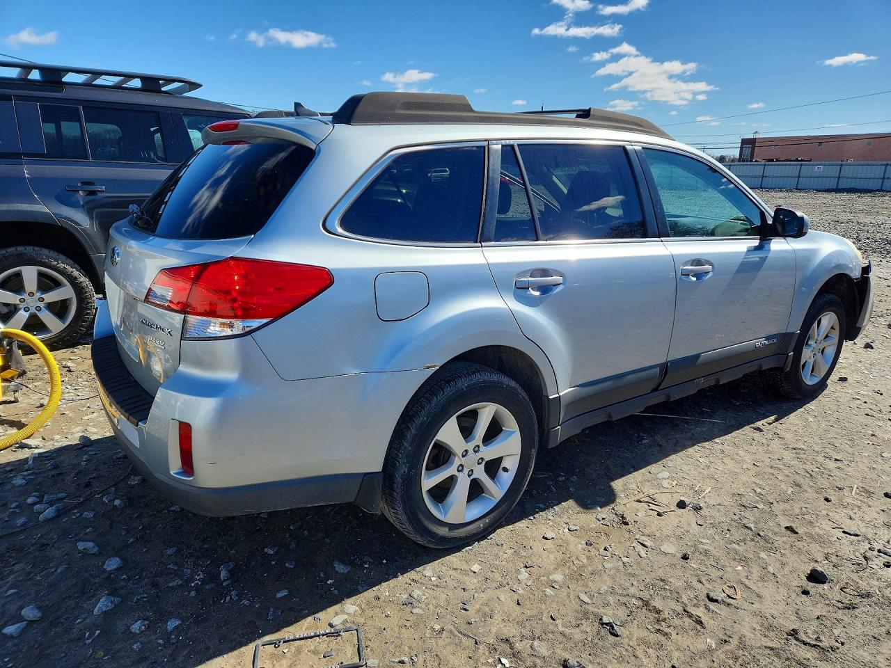 2014 SUBARU OUTBACK 2.5I PREMIUM photo 5