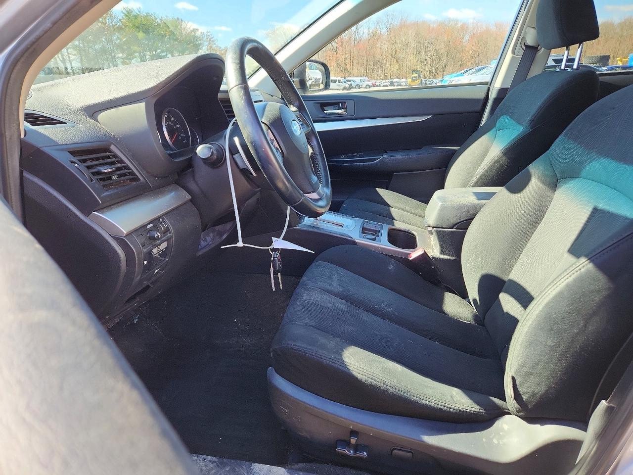 2014 SUBARU OUTBACK 2.5I PREMIUM photo 13