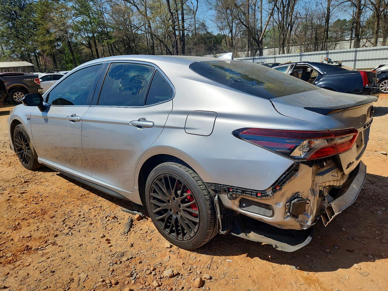 2022 TOYOTA CAMRY SE photo 4