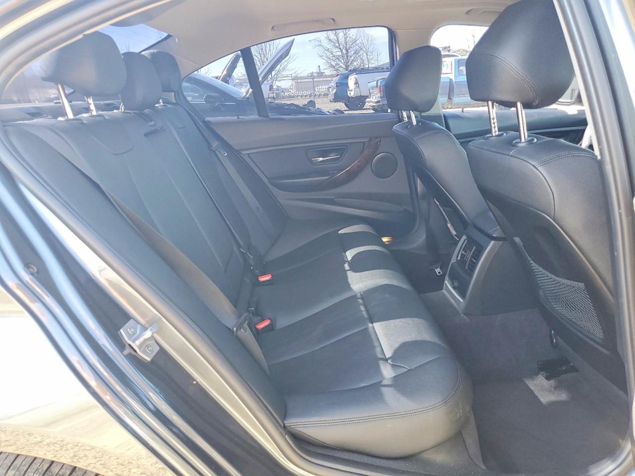 2015 BMW 328 XI SULEV photo 28