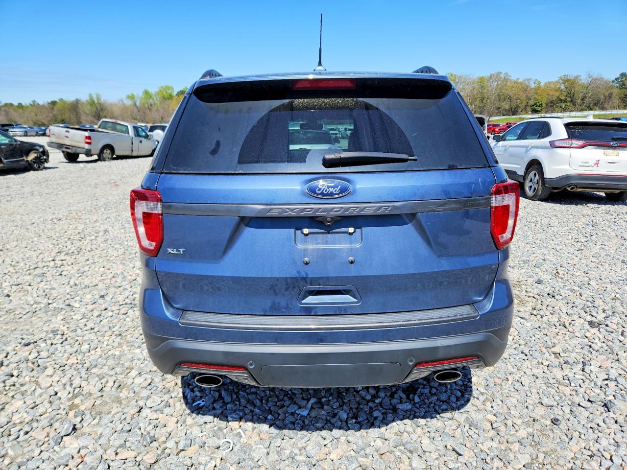 2018 FORD EXPLORER XLT photo 16