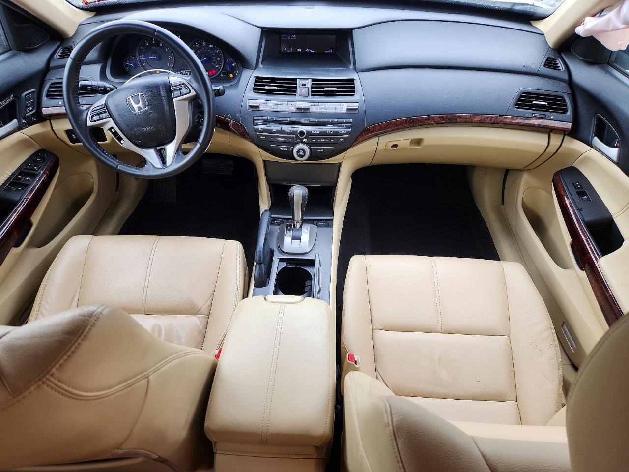 2012 HONDA CROSSTOUR EXL photo 8