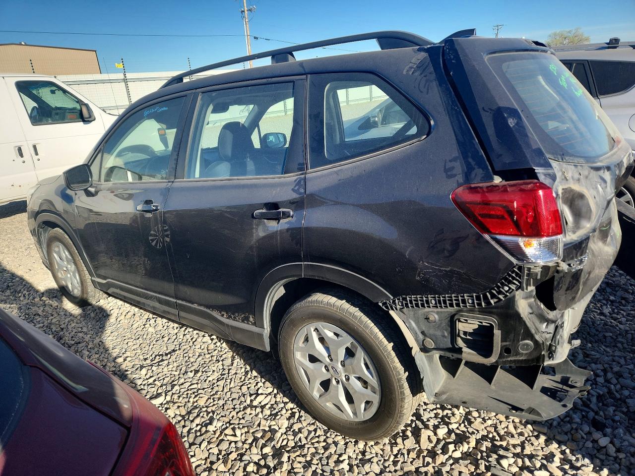 2019 SUBARU FORESTER photo 4