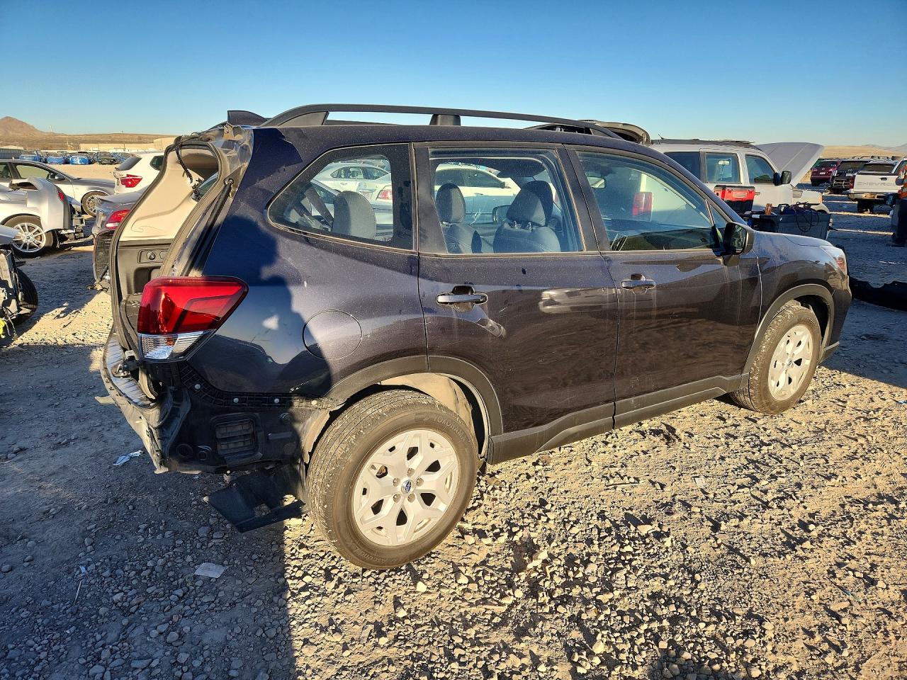 2019 SUBARU FORESTER photo 5