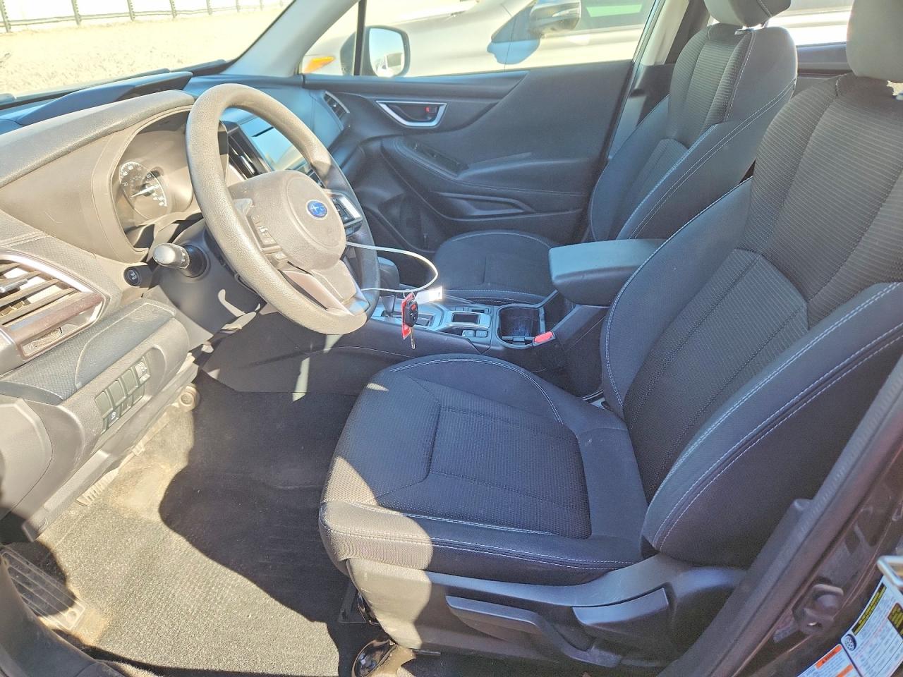 2019 SUBARU FORESTER photo 13