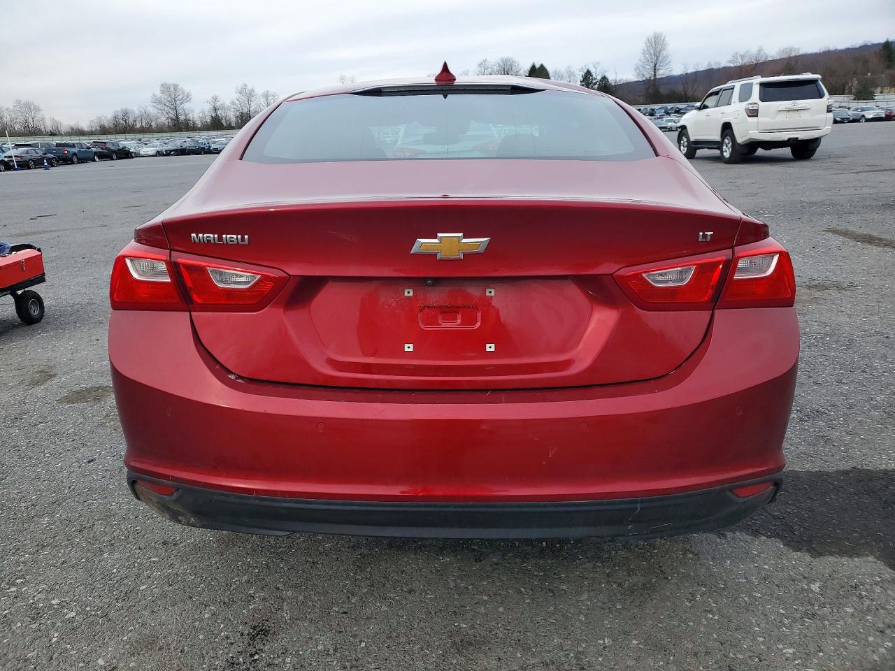 2024 CHEVROLET MALIBU LT photo 11