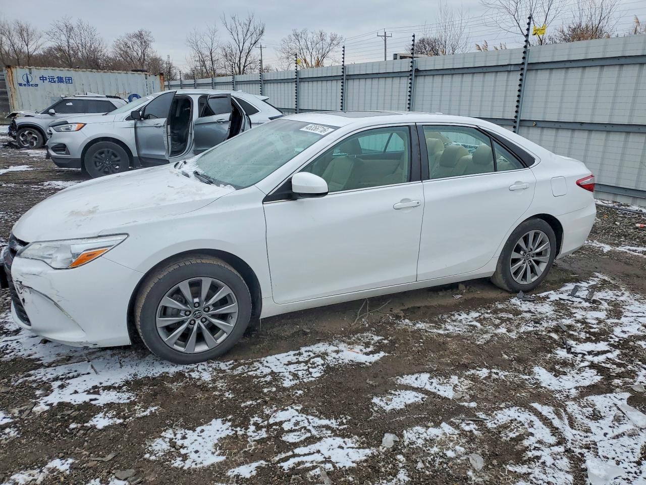 2015 TOYOTA CAMRY