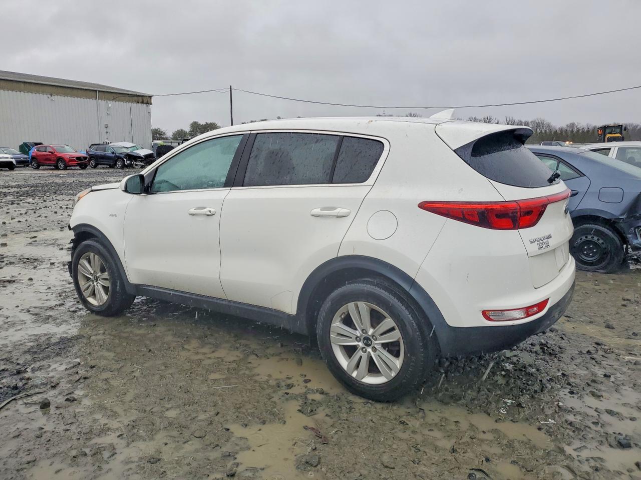 2017 KIA SPORTAGE LX photo 2