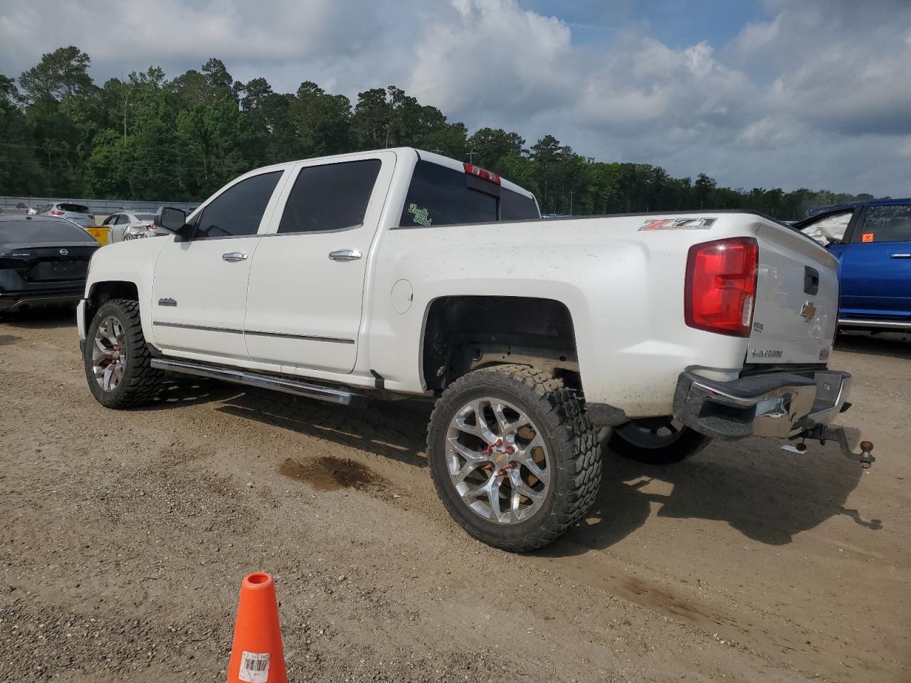 2016 CHEVROLET SILVERADO K1500 HIGH COUNTRY photo 4