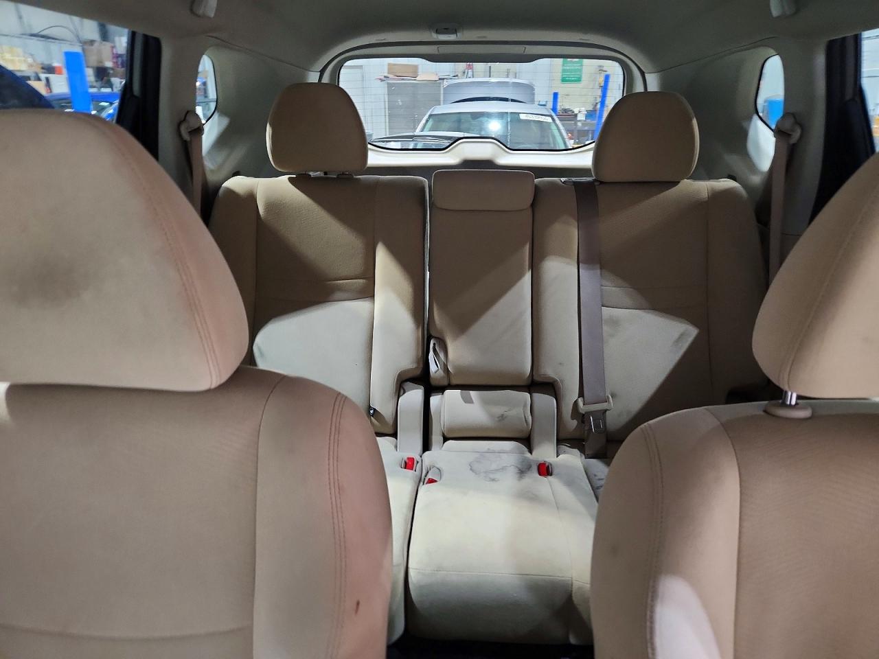 2016 NISSAN ROGUE SV photo 10