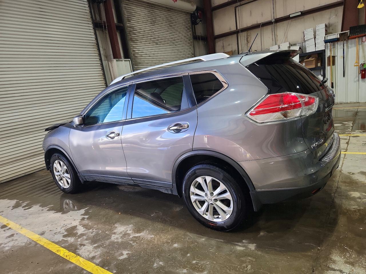 2016 NISSAN ROGUE SV photo 2