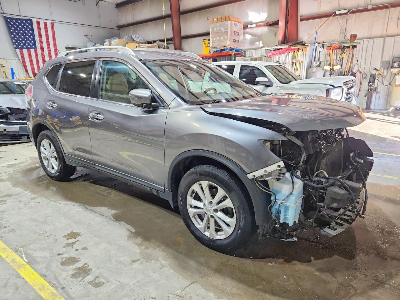 2016 NISSAN ROGUE SV photo 4