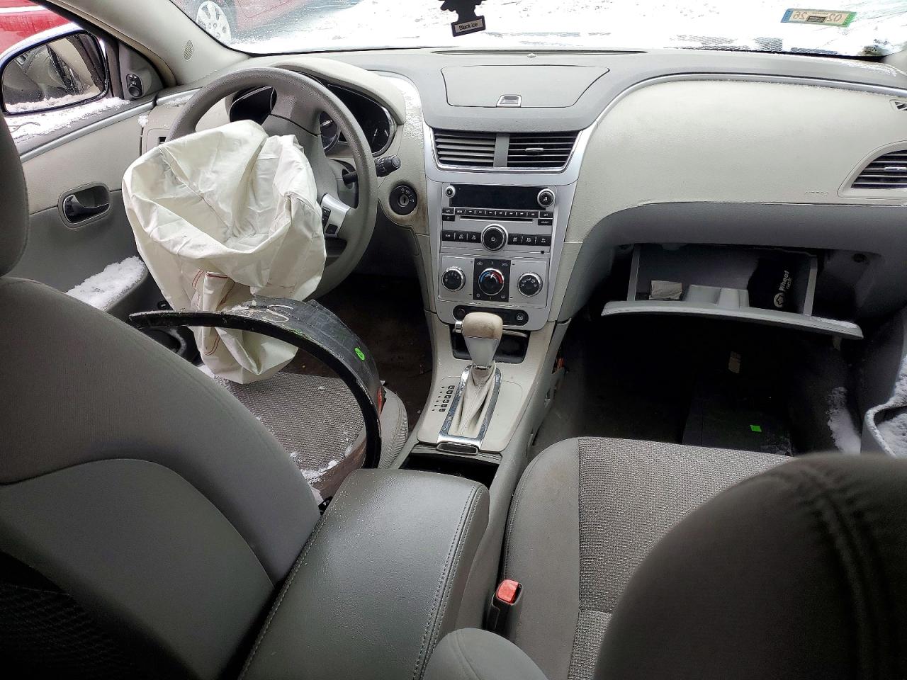 2009 CHEVROLET MALIBU LS photo 8