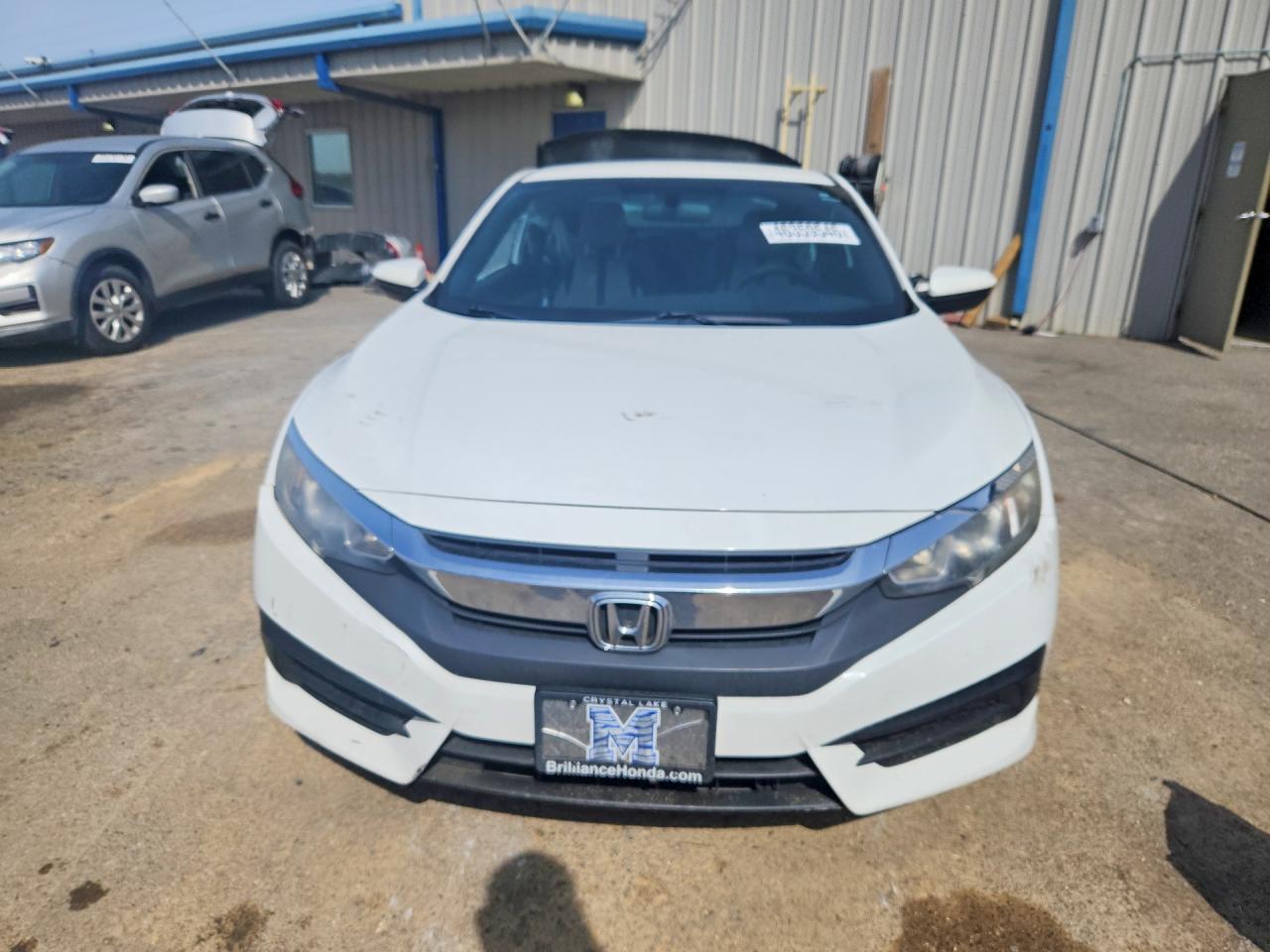 2017 HONDA CIVIC LX photo 9
