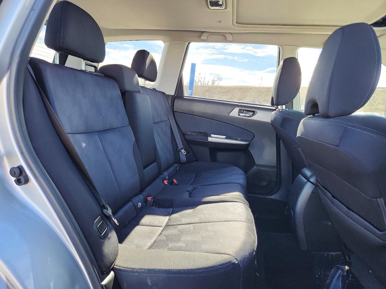 2010 SUBARU FORESTER 2.5X PREMIUM photo 31